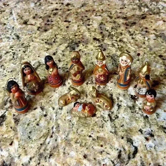 Nativity Scene Set Mexican Hand Painted Pottery Folk Art - Picture 3 of 11